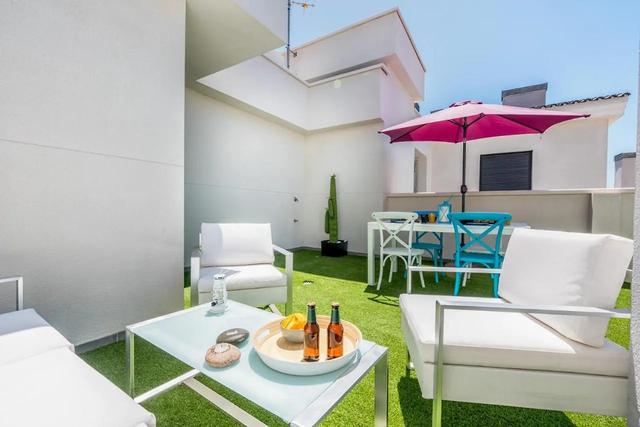 Atico Con Terraza Ac 1Hab En El Centro Y Piscina Comunitaria Lägenhet Málaga 0*,  Spanien